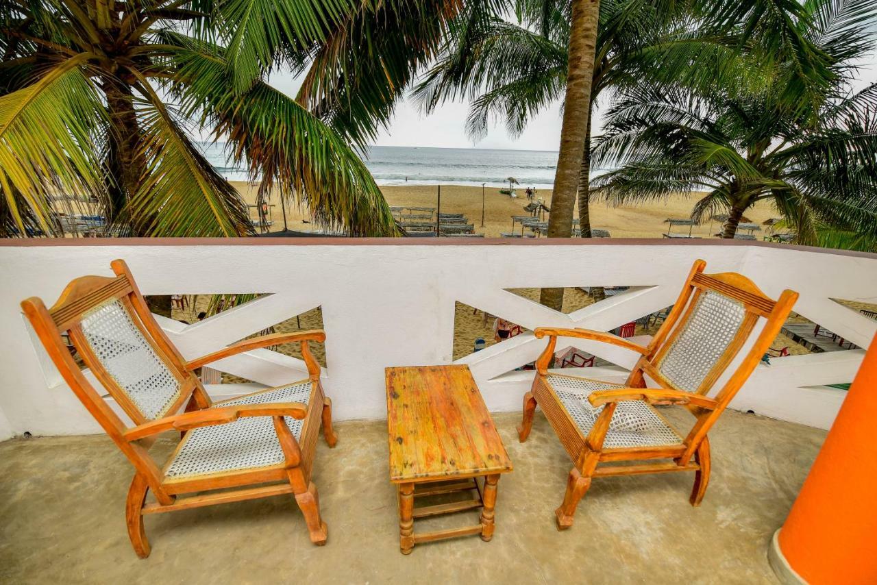 International Beach Hotel & Restaurant Хиккадува Экстерьер фото